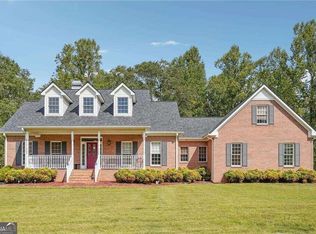 5480 Thousand Oaks Dr, Cumming, GA 30028
