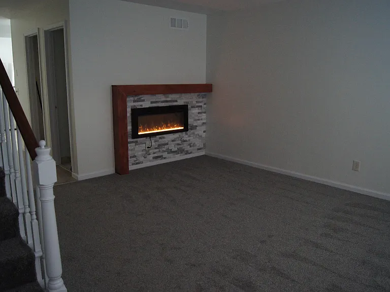 422 N Clay Ave — Photo 4