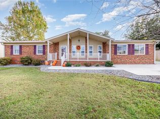 7233 Welborn Rd, Trinity, NC 27370