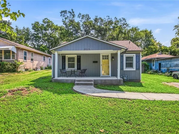 2015 S Ash Ave, Independence, MO 64052