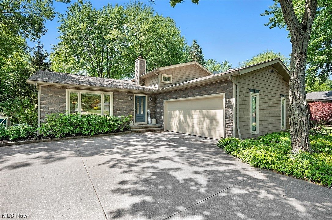 32180 Tracy Ln, Solon, OH 44139 Zillow