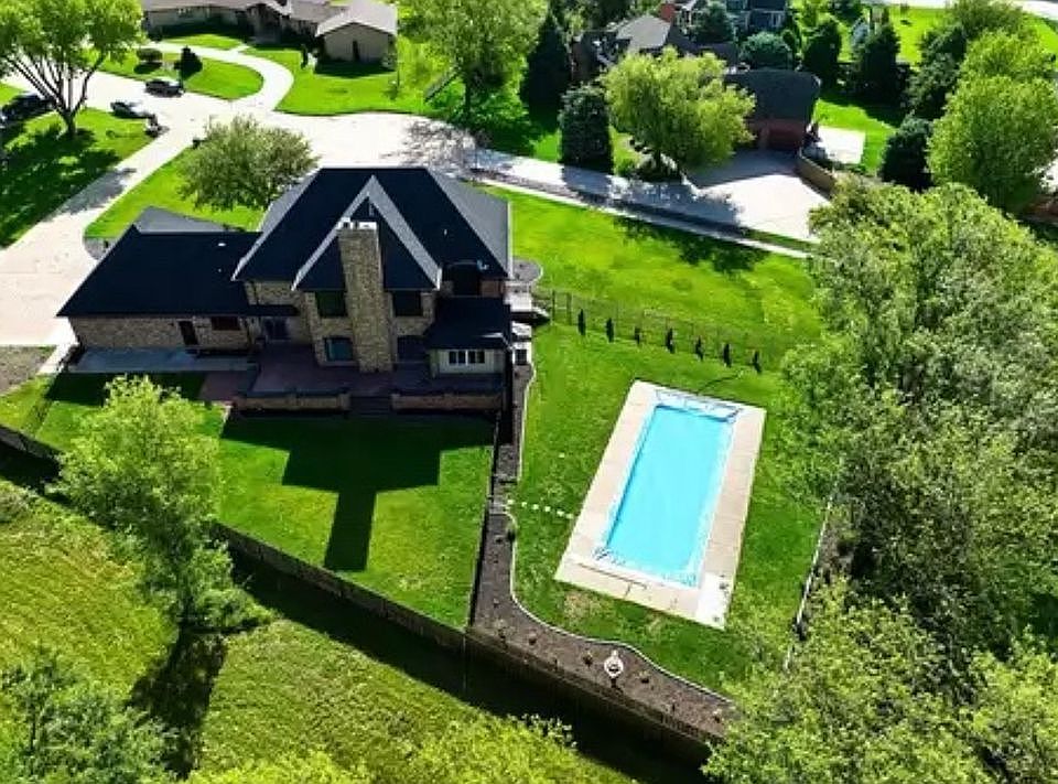 1314 Country Club Dr, Hastings, NE 68901 Zillow