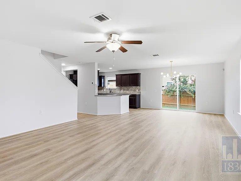 9000 Norwich Castle Dr — Photo 10