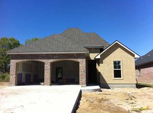 125 Range Dr, Lafayette, LA 70508