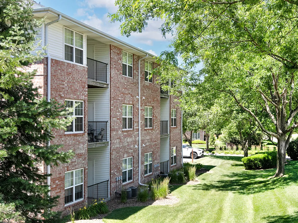 Building Photo 4