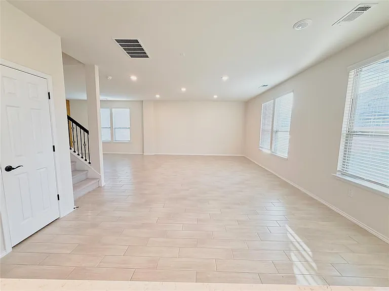 6724 Ellsworth Walk — Photo 18
