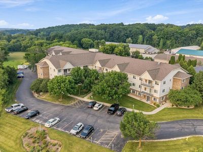 140 W Commerce BOULEVARD #206, Slinger, WI, 53086