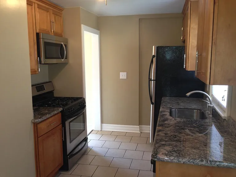 2285 S Taylor Rd — Photo 13