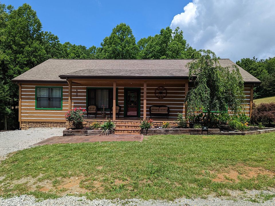 1st image of 46 Hideaway Dr