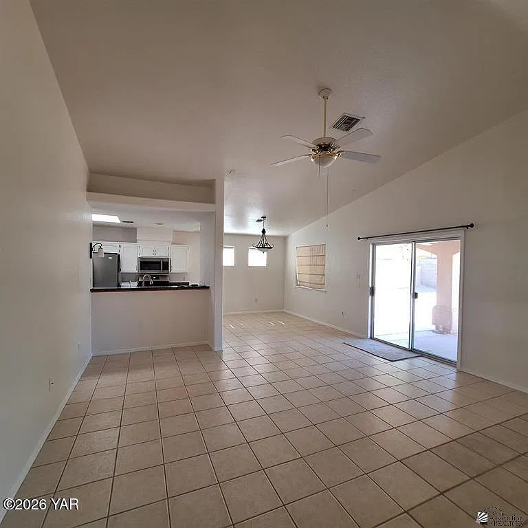 3 bed, 2.0 bath, 1349 sqft, $1,800 — Photo 1