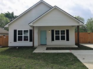805 Henderson St, Bryan, TX 77803