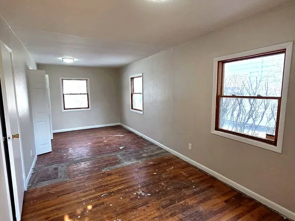 14315 Ledgewood Ave, Cleveland, OH 44111