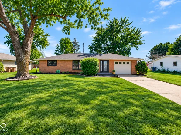 2663 Forest Dr, Columbus, IN 47201