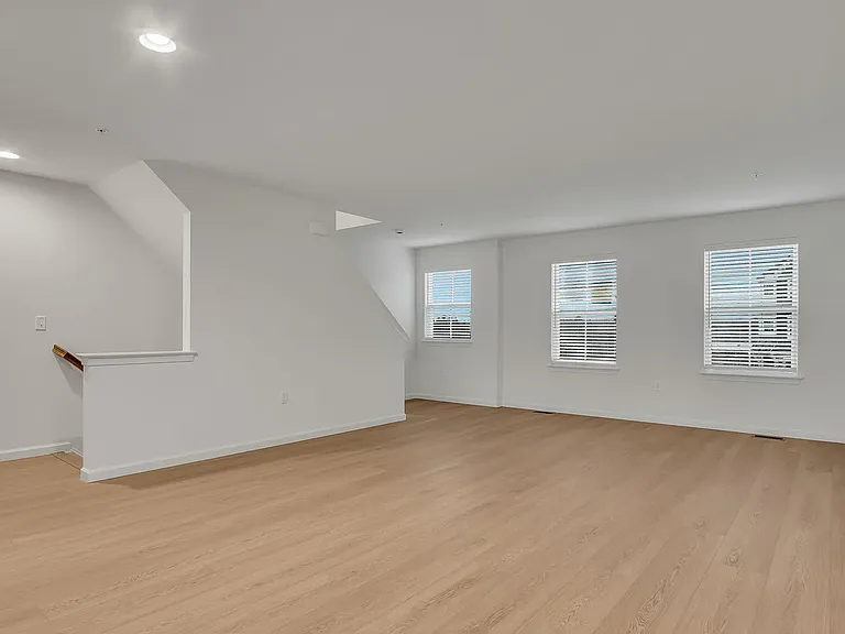 20 Morgan Cir — Photo 6