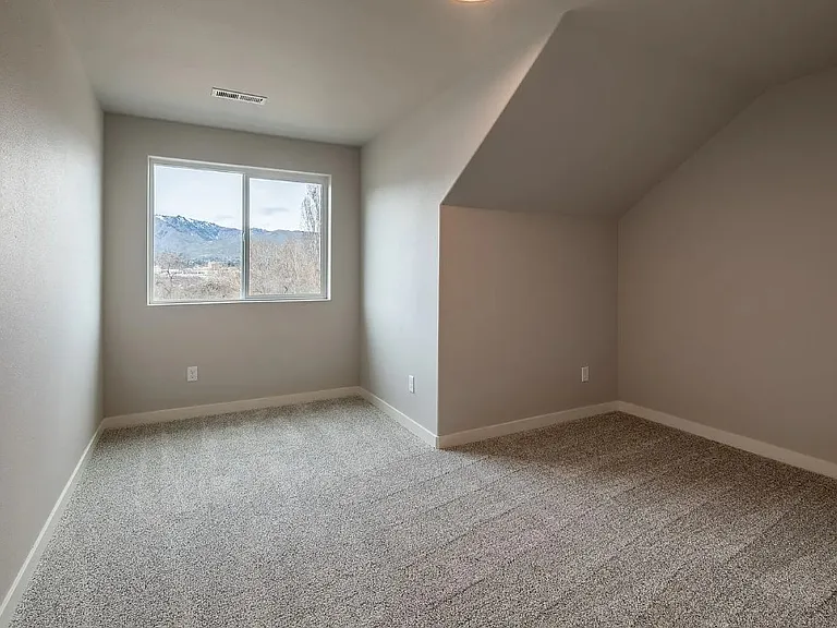 14th Street Townhomes — Photo 18