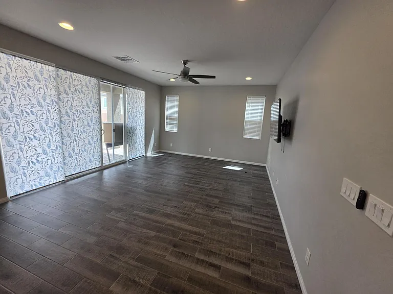 9456 Brough Ave — Photo 16