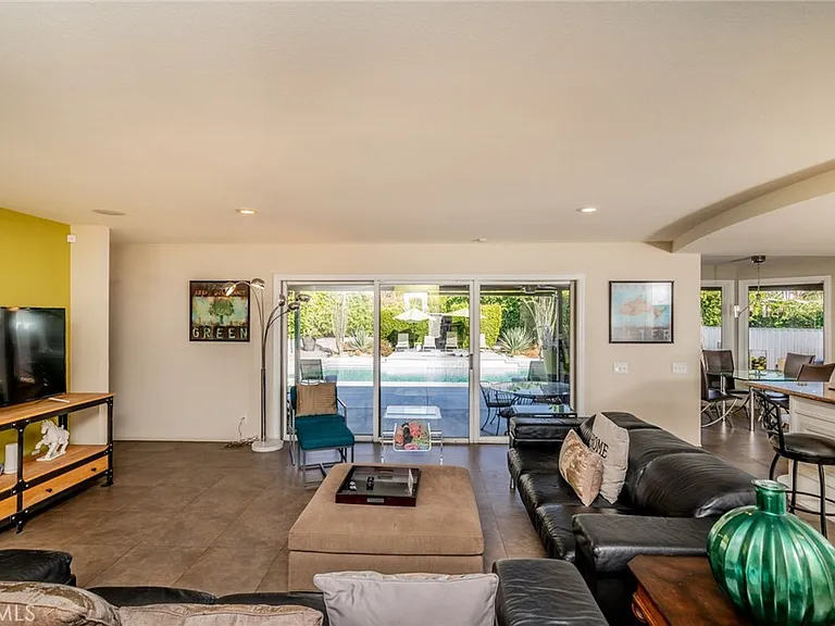 1600 E Palm Tree Dr — Photo 13