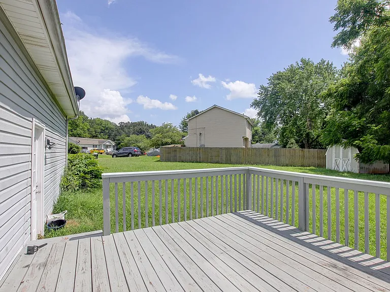 180 Kings Deer Dr — Photo 13
