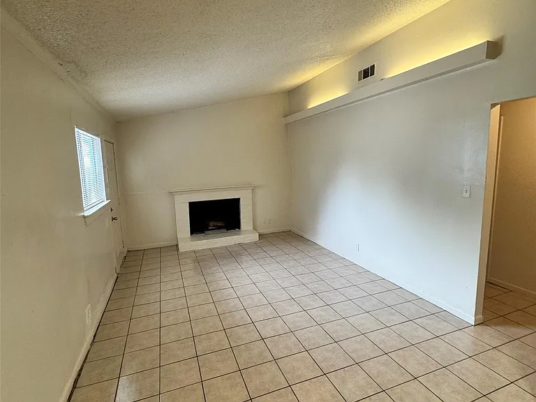 1626 Royal Hill Dr #B — Photo 12