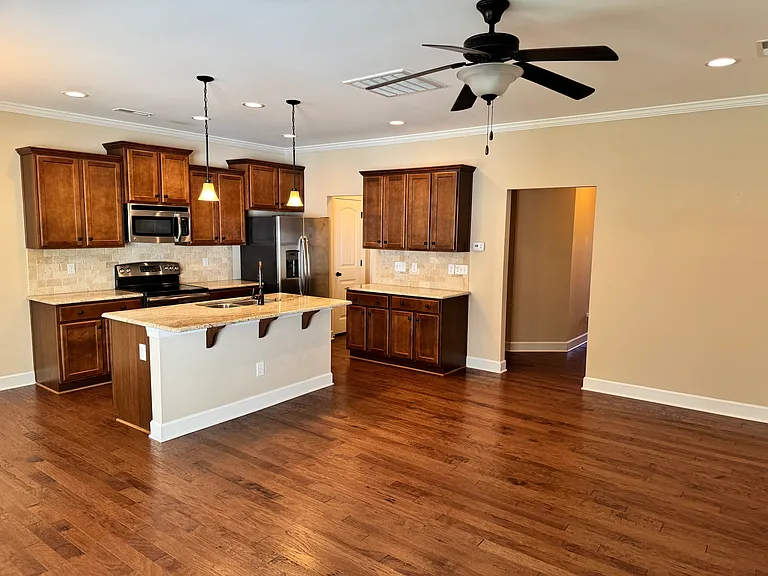 4025 Canterwood Dr — Photo 6