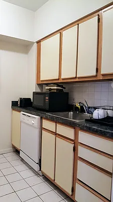 Rented by Keller Williams NYC | media 16
