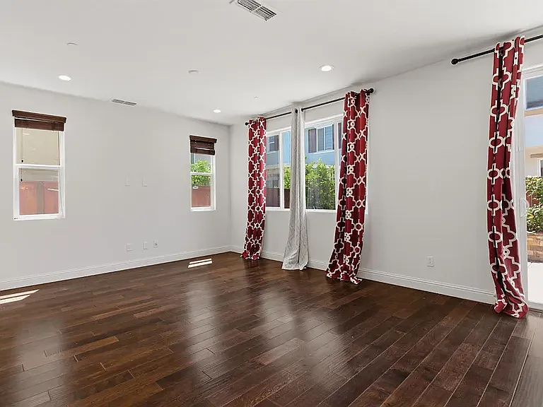 520 E Albertina Ave — Photo 12
