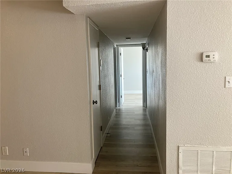4379 Hilldale Ave — Photo 17