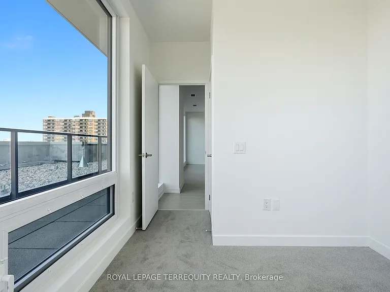 4010 Eglinton Ave W #712 — Photo 29