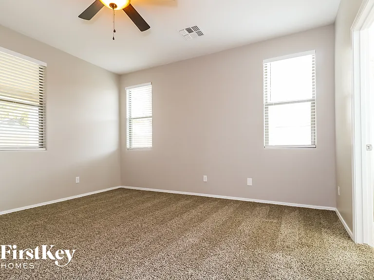 15293 W Morning Glory St — Photo 9