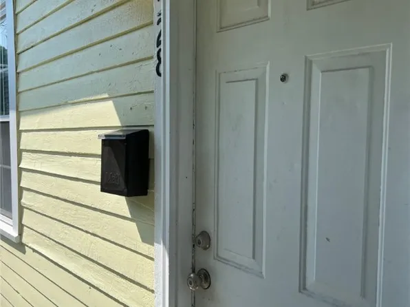 526 E Gordon Lane, Savannah, GA 31401