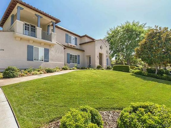 4th image of 9139 Bernardo Lakes Dr