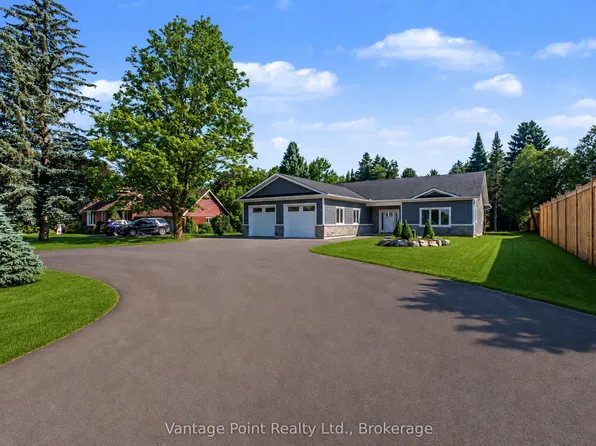 107 Toronto Rd, Grey Highlands, ON N0C 1E0