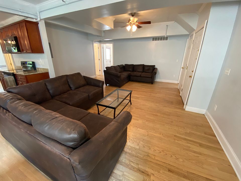 1st image of 815 Lawrence St APT 1