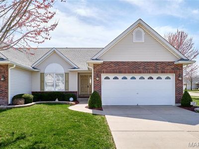 200 Park Ridge Dr UNIT 64B, O'Fallon, MO, 63366