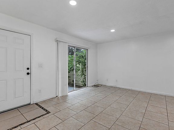 3rd image of 3990 SE 17th Ct APT C
