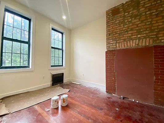 Rented by Nooklyn NYC LLC | media 3