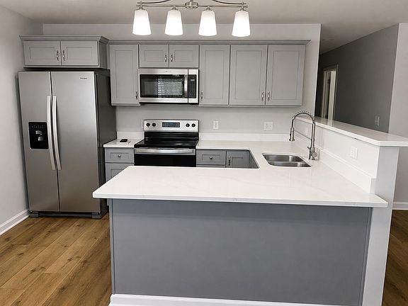 2nd image of 129 Hassell Dr