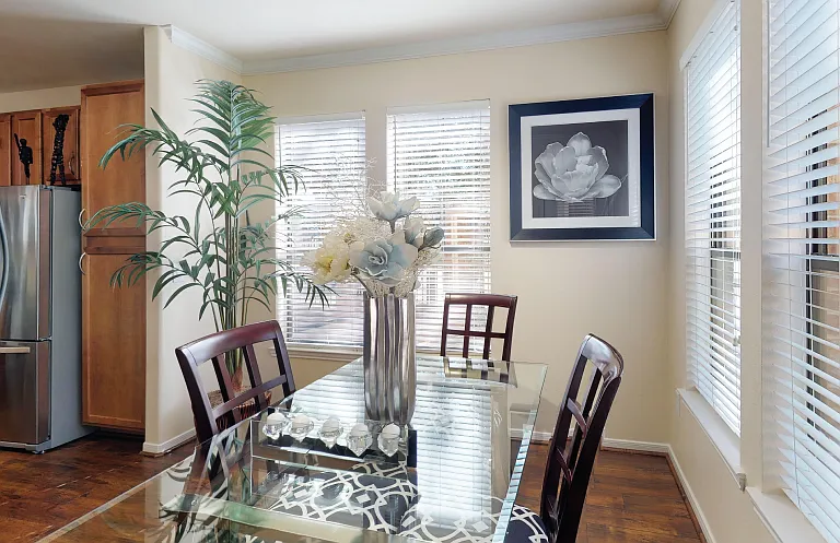 The Voss Apartments — Photo 13