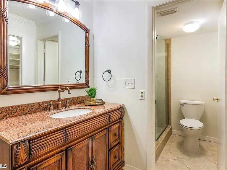 15126 Parkside Dr #104 — Photo 37