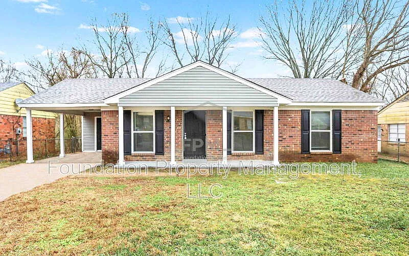 3 bed, 1.0 bath, $1,350 — Photo 1