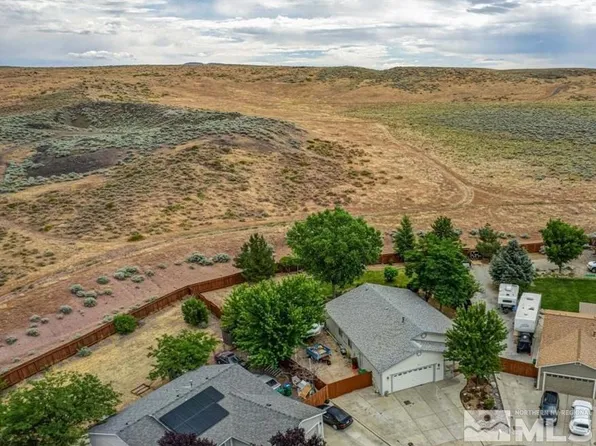 5576 Fire Weed Ct, Sun Valley, NV 89433