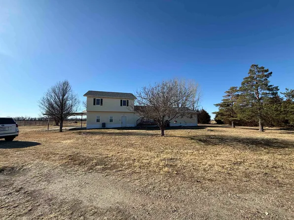 714 N Wild Rose Rd, Hershey, NE 69143