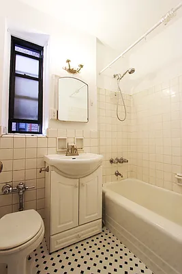 Rented by Urban Real Estate Property Group Inc | media 11