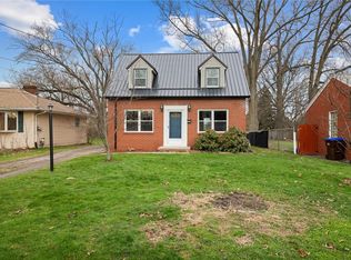 1908 Haywood St, Farrell, PA 16121