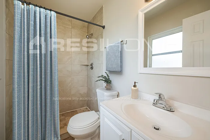 948 Jasmine St — Photo 11