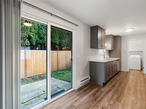 2nd image of 1216 7th Ave SE #1216