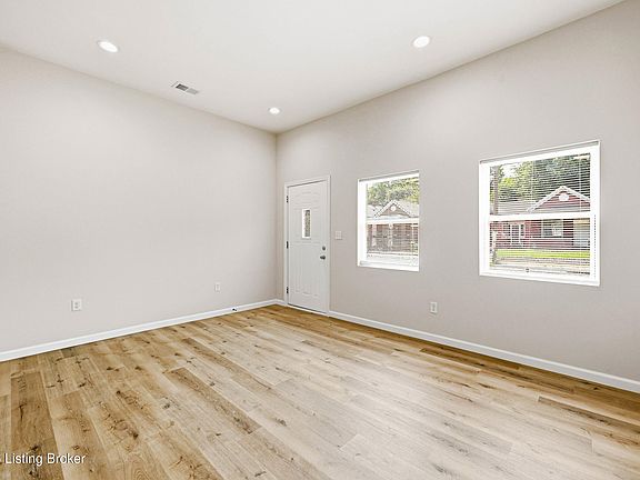 4th image of 1551 Dumesnil St