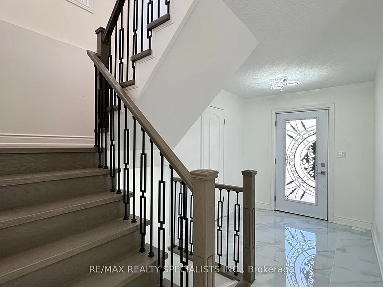 505 Bridlewreath Ct #UPPER LVL — Photo 6