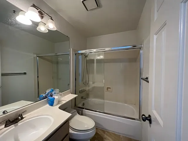 837 Columbia Cir — Photo 13