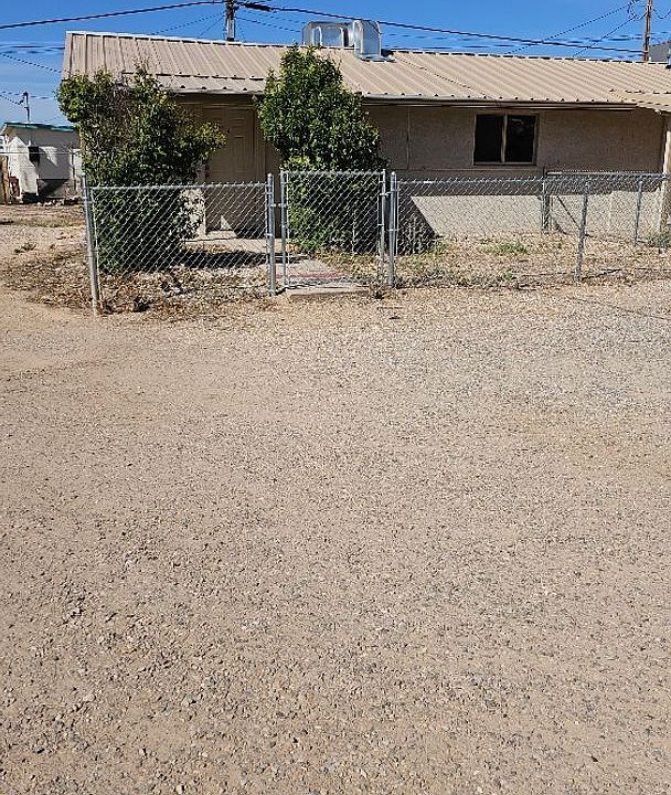 1st image of 172 N Shady Ln #4
